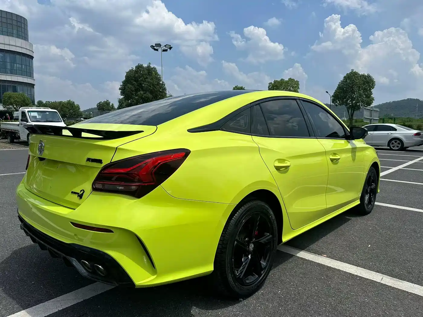 MG MG5 Scorpio 2022 2022 1.5T Trophy Sports Flagship