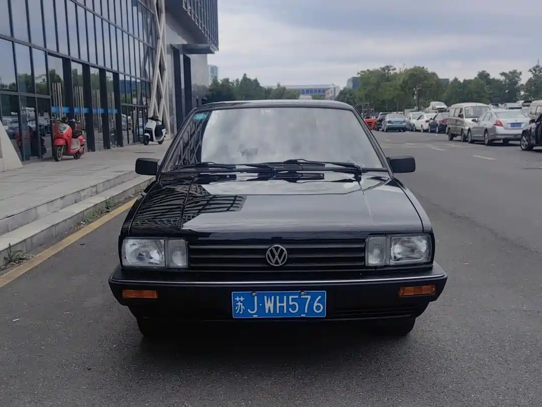 Volkswagen Santana Classic фото 2