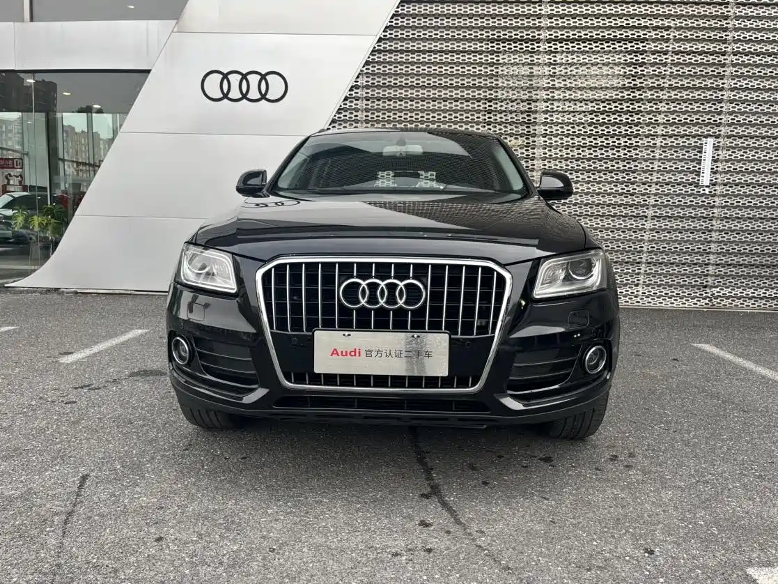 Audi Q5 2016 40 TFSI Technology Model фото 2
