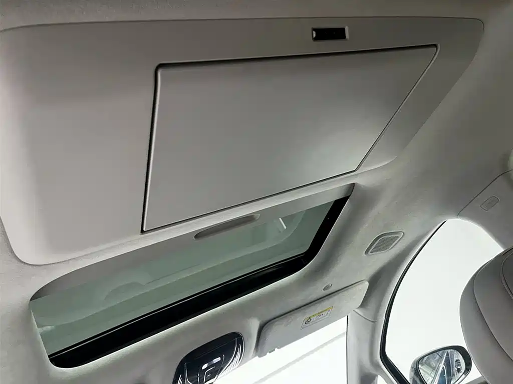 Voyah Auto Voyah Dreamer 2025 PHEV AWD Flagship Kunpeng Edition фото 15