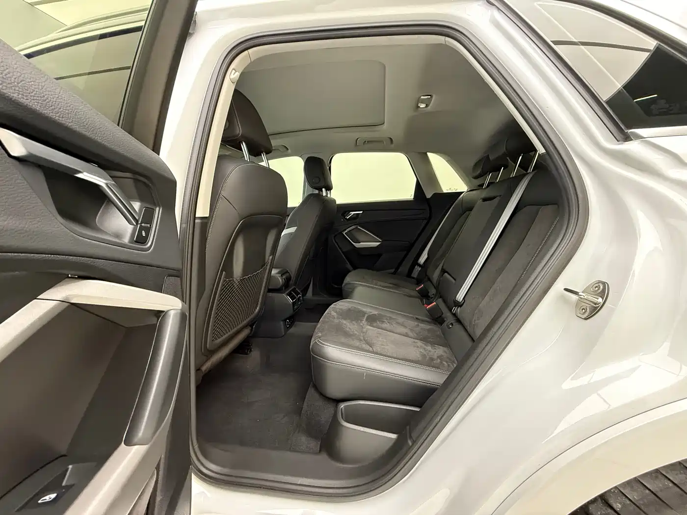 Audi Q3 2022 35 TFSI Progressive Dynamic фото 16