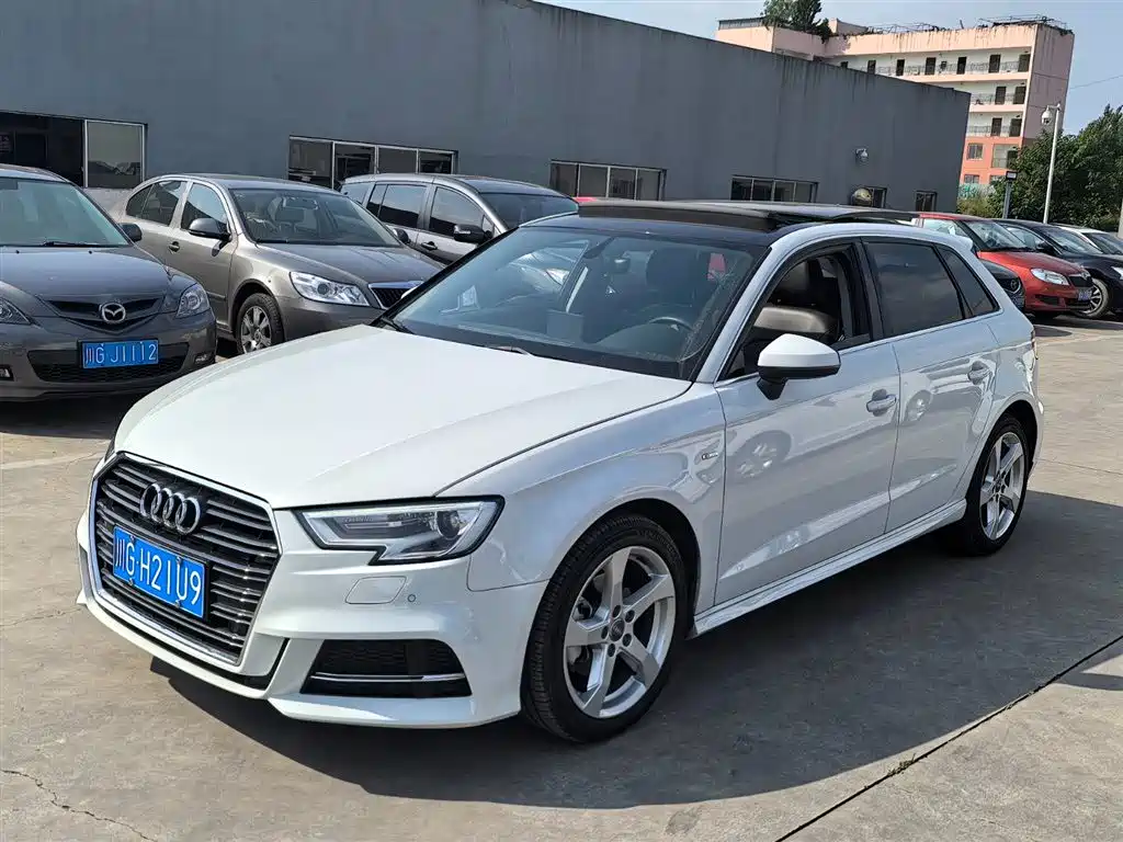 Audi A3 2019 Sportback 35 TFSI Fashion China VI