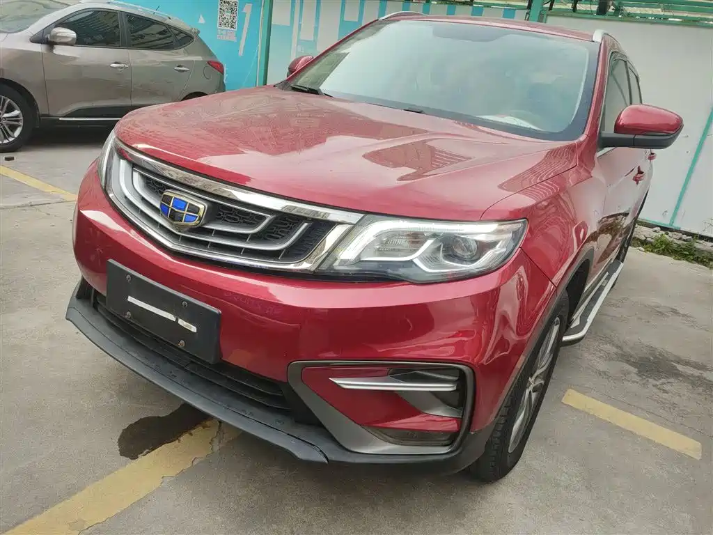 Фото 2 - Geely Atlas