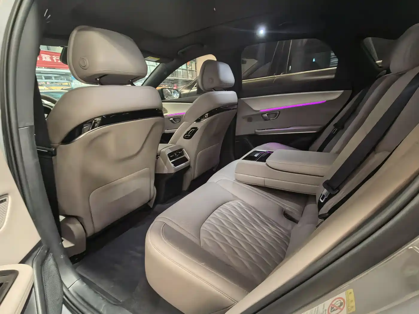 BYD Han 2025 Model EV 701KM Luxury Version фото 6