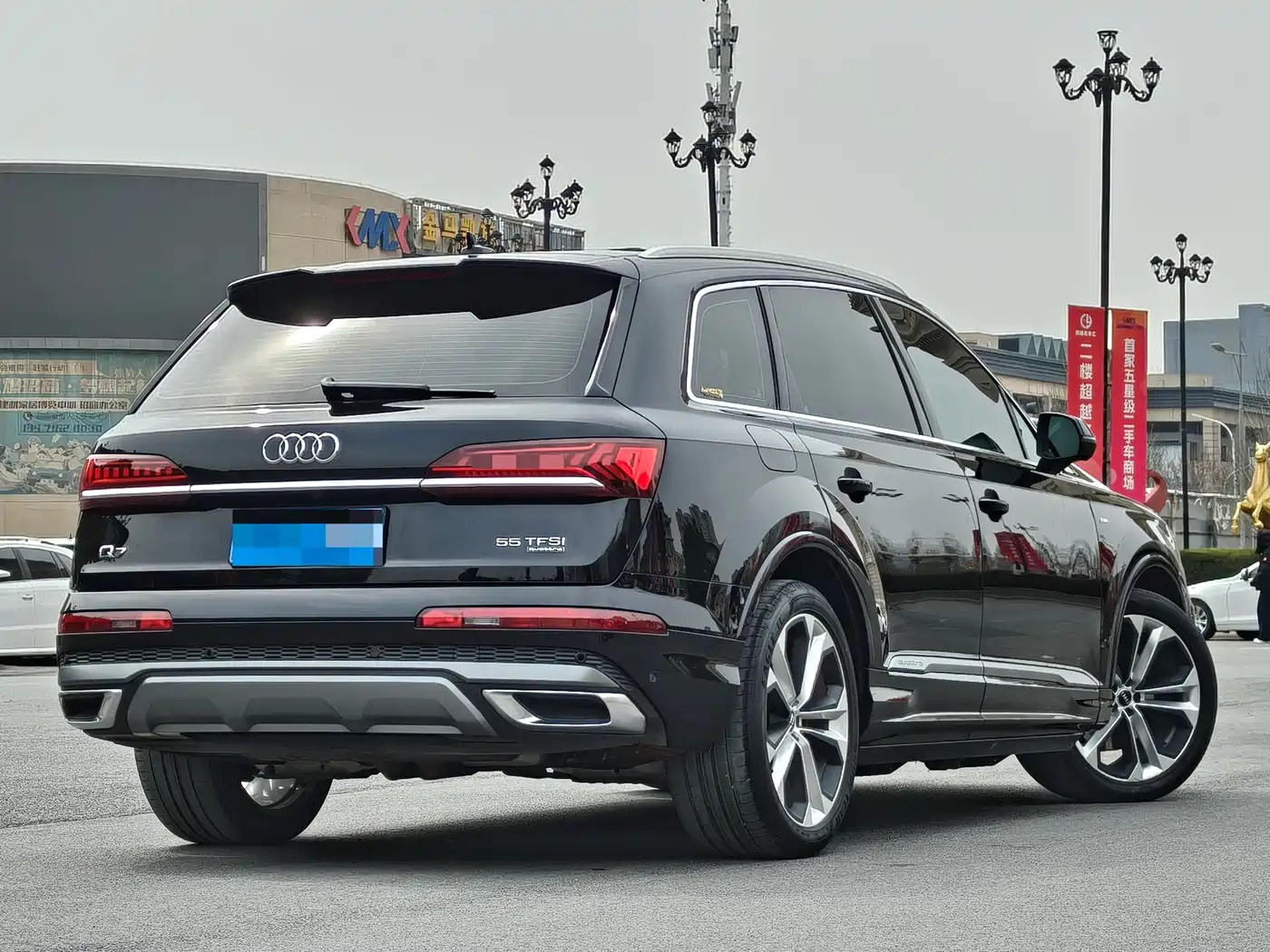 AUDI Q7