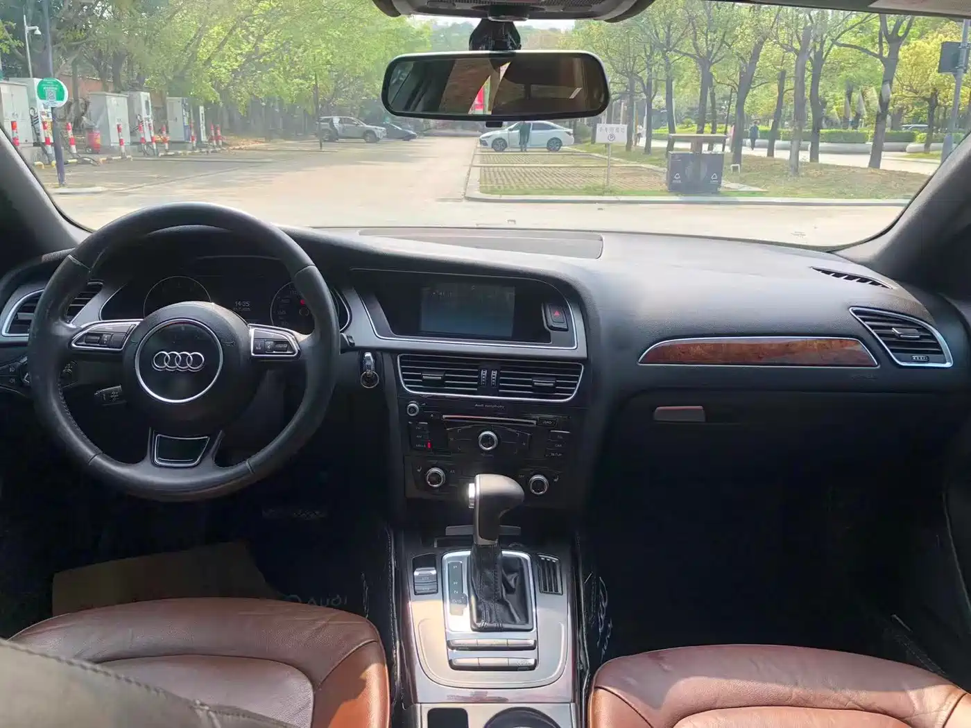 Audi A4L 2015 35 TFSI Auto Comfort фото 16