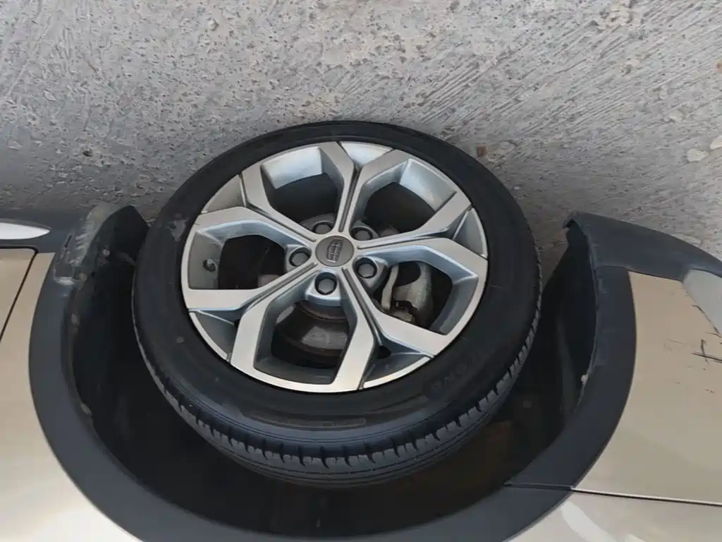 Geely Vision S1 2018 2018 1.4T CVT Sharp Enjoy