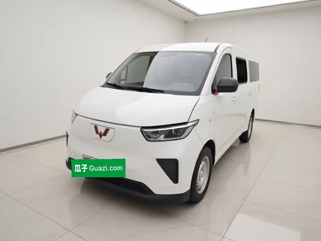 Wuling Motors Wuling Yangguang 2025 2024 300KM Comfort Bus Version 75kW