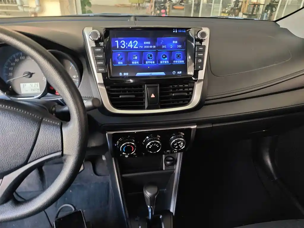 Toyota YARiS L Zhi Xiang 2019 1.5E CVT Charming China VI фото 13
