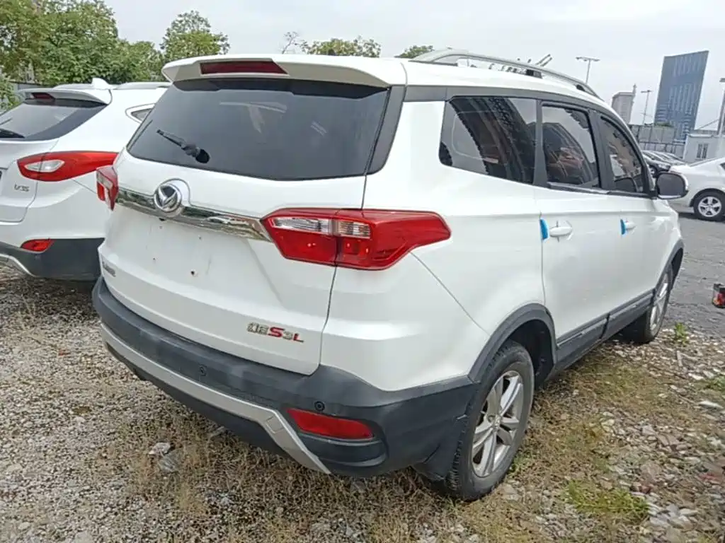 BAIC Huansu S3 2019 2016 S3L 1.5L Manual Premium