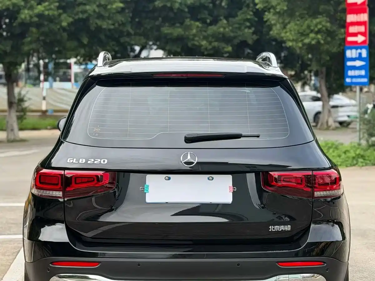 Mercedes-Benz GLB 2023 GLB 220 Dynamic фото 5