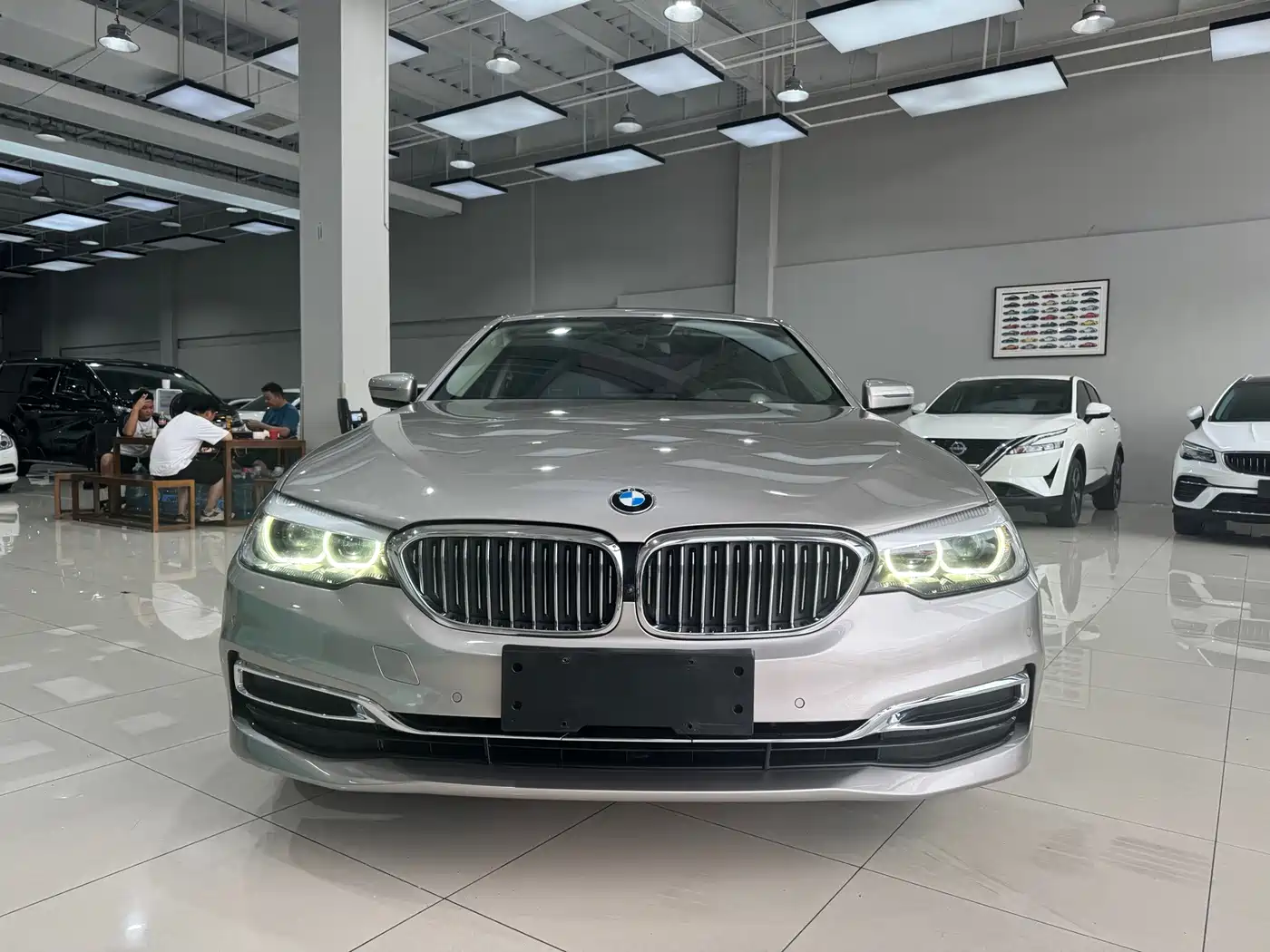 Фото 2 - BMW 5 Series