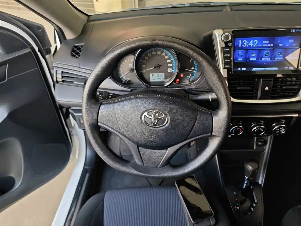 Toyota YARiS L Zhi Xiang 2019 1.5E CVT Charming China VI фото 11