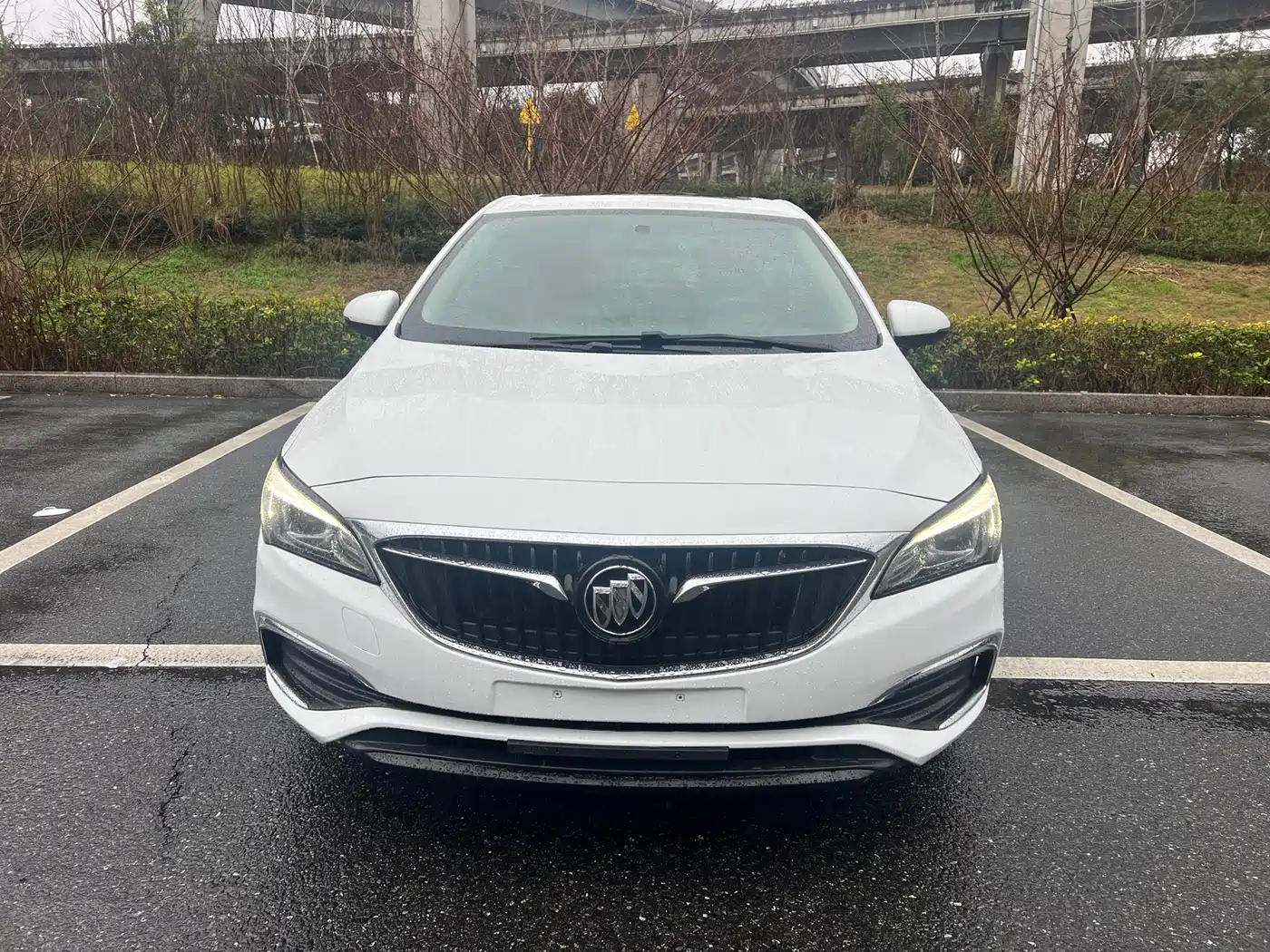 Buick Verano 2018 Sedan 15S Automatic Leading фото 2