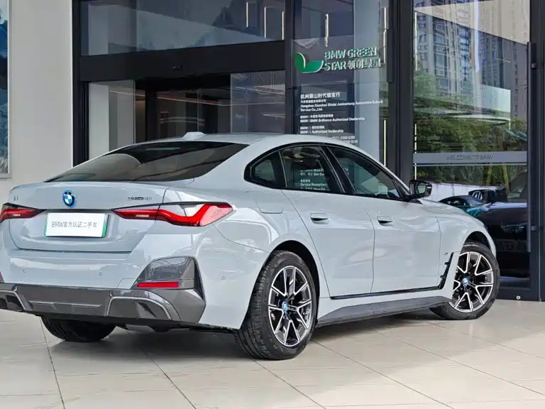 BMW i4 2025 2023 eDrive40