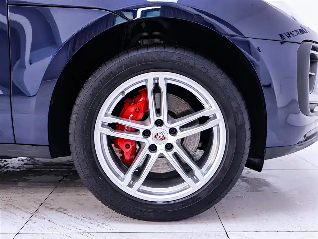 Porsche Macan 2023 Macan 2.0T фото 6