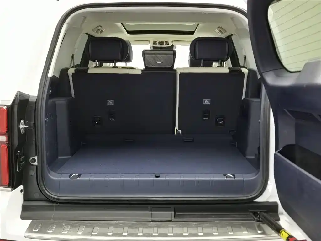 Tank 500 2022 3.0T Business Edition Zaojing 5-Seater фото 16