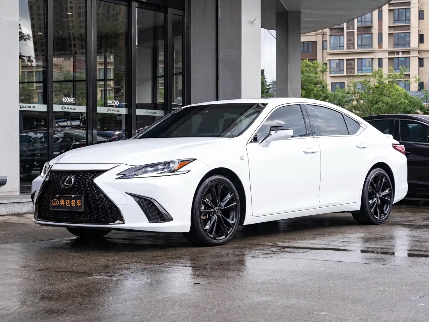 Lexus ES