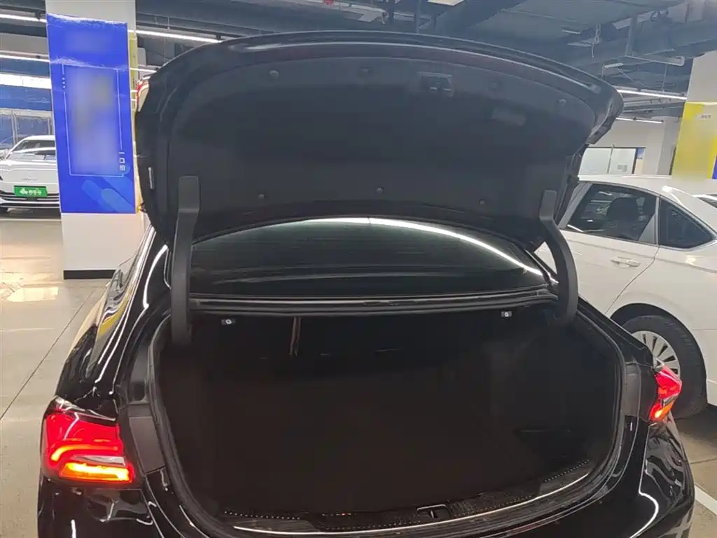 Buick LaCrosse 2019 28T Elite Edition фото 19