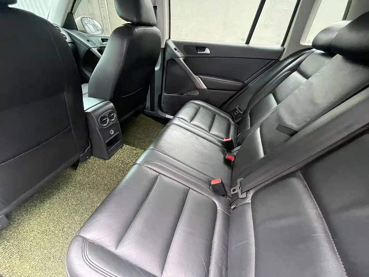Volkswagen Tiguan 2010 1.8TSI Automatic 2WD Urban фото 15