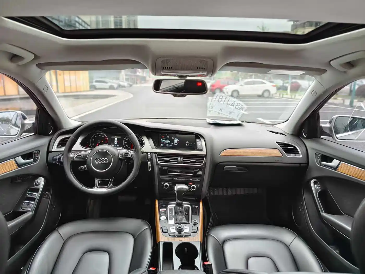 Audi A4L 2015 35 TFSI Auto Luxury фото 4