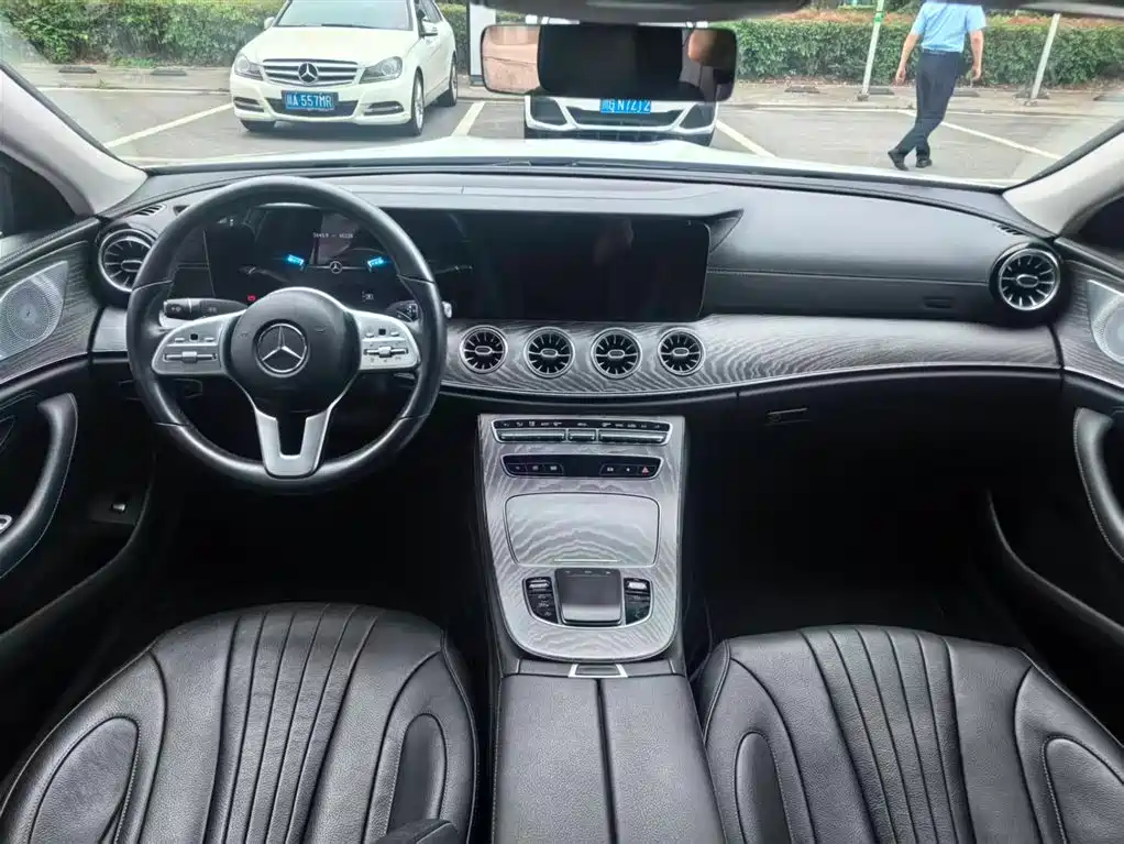 Mercedes-Benz CLS 2021 CLS 300 Sport фото 12