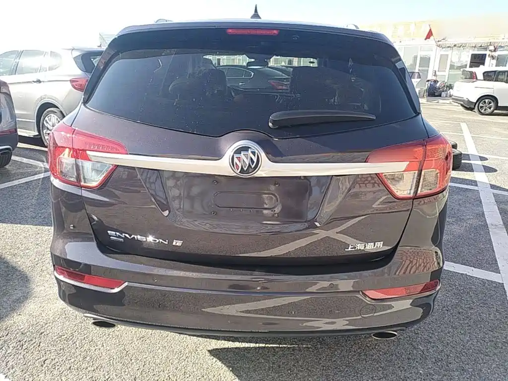 Photo 6 - Buick Envision Plus
