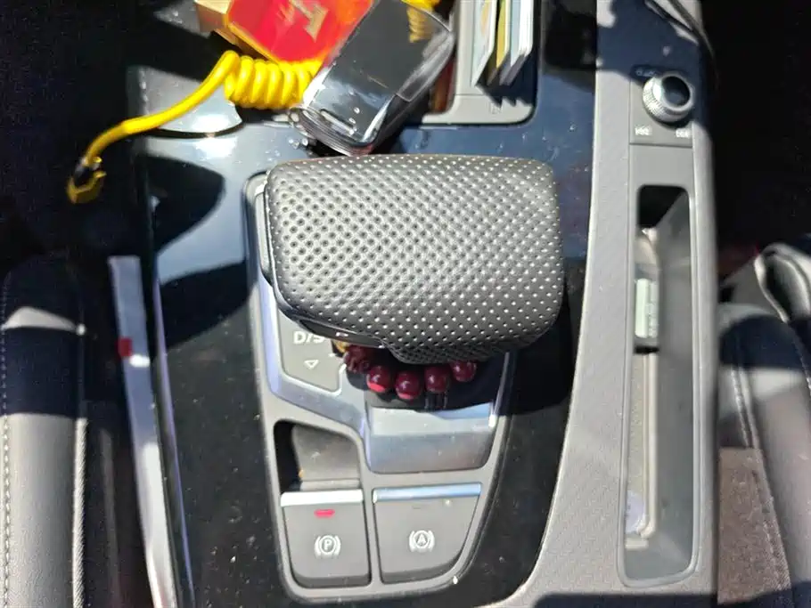 Audi Q5L 2024 Model 45 TFSI Luxury Dynamic фото 16