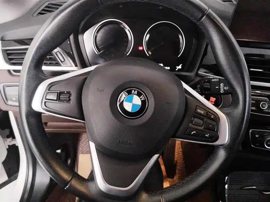 BMW X1 2020 sDrive25Li Leading Model фото 15