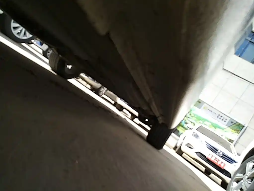 Volkswagen Lavida 2015 1.6L Automatic Trend Edition фото 22