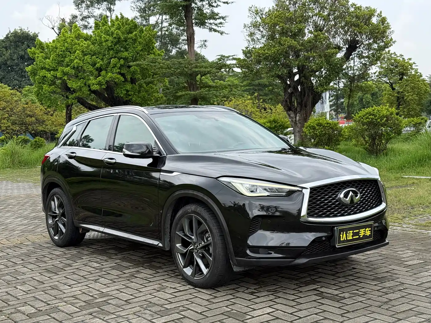 Infiniti QX50 2022 2022 2.0T FWD Navigator Edition