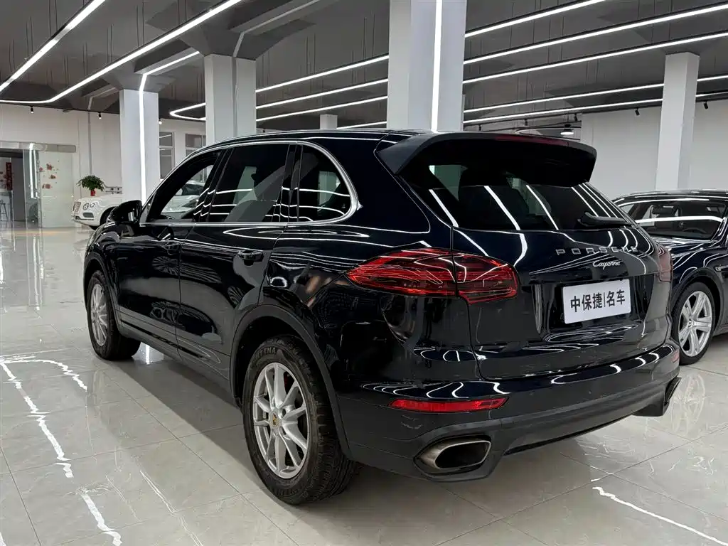 Porsche Cayenne 2016 Cayenne Platinum Edition 3.0T фото 10
