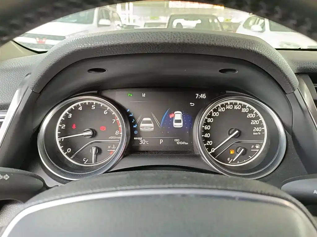 Toyota Camry 2019 2.0G Luxury Edition China VI фото 12