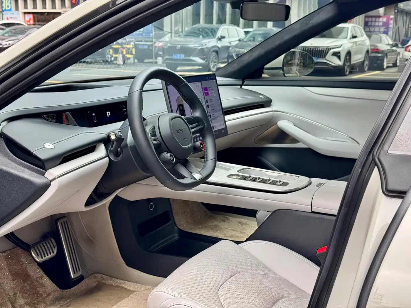 XIAOMI CAR XIAOMI SU7