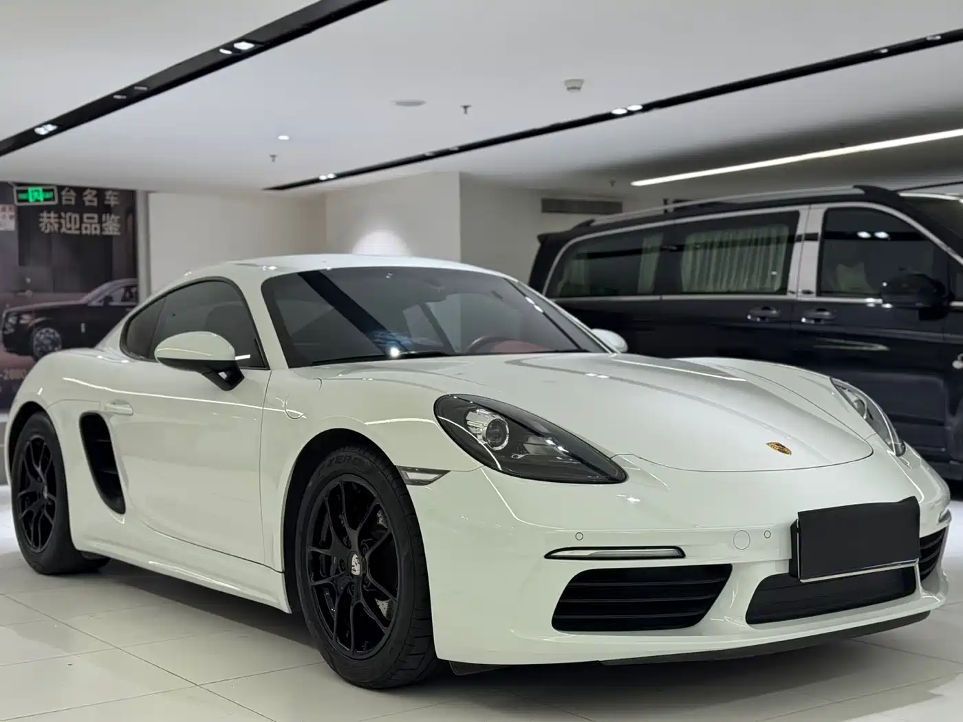 Porsche 718 2020 Cayman 2.0T фото 3