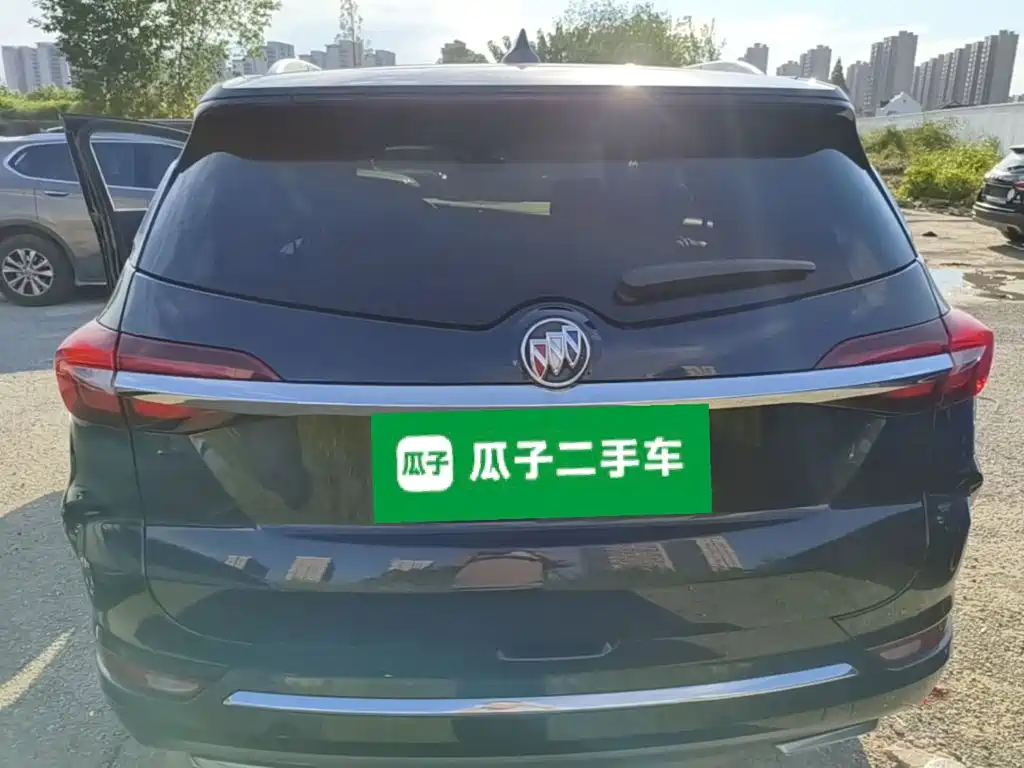 Photo 6 - Buick Enclave