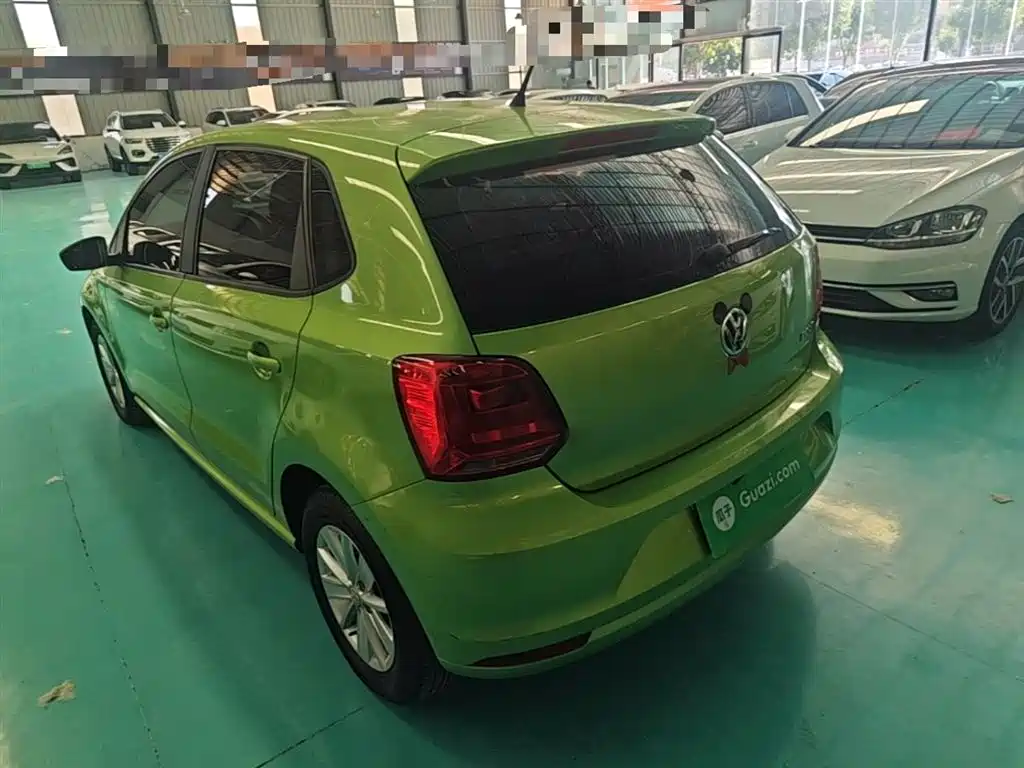 Volkswagen Polo 2016 1.4L Automatic Trend фото 5