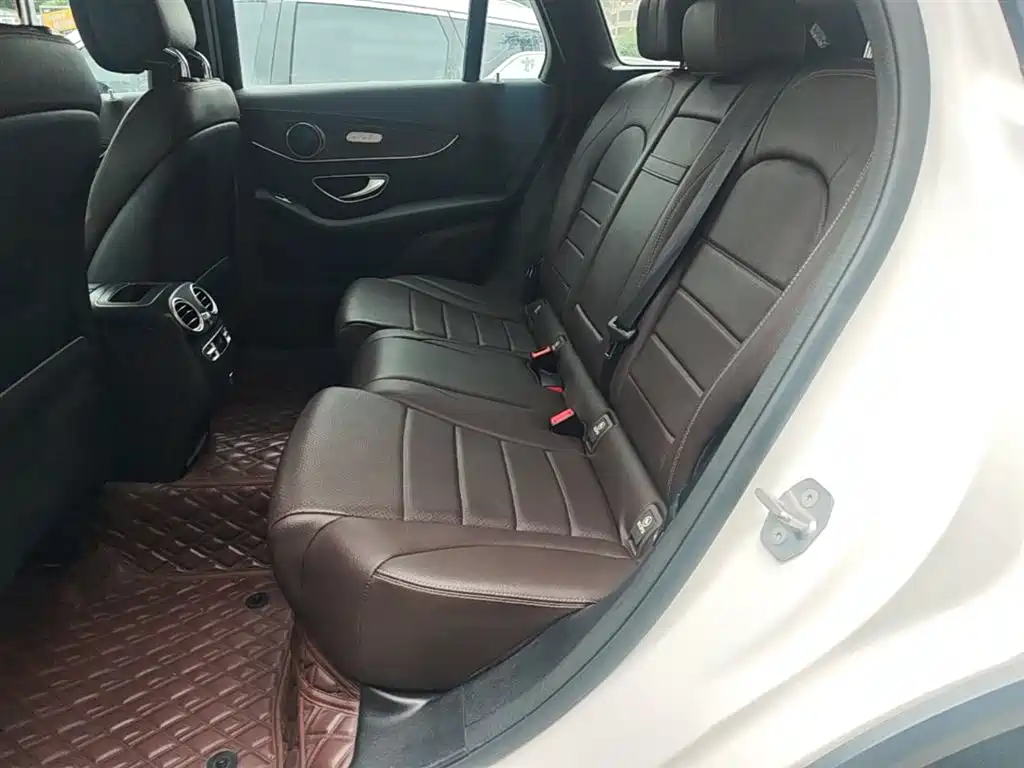 Mercedes-Benz GLC 2020 Facelift GLC 300 L 4MATIC Dynamic фото 17