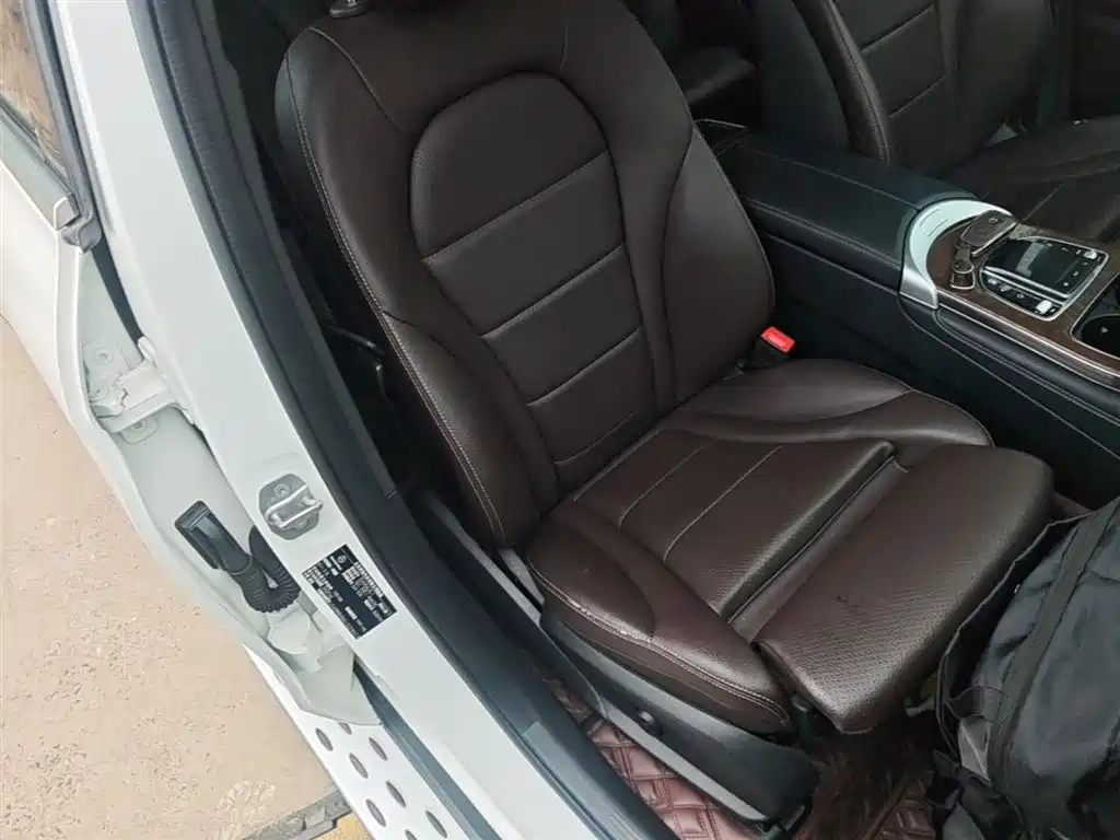 Mercedes-Benz GLC 2020 Facelift GLC 300 L 4MATIC Dynamic фото 25