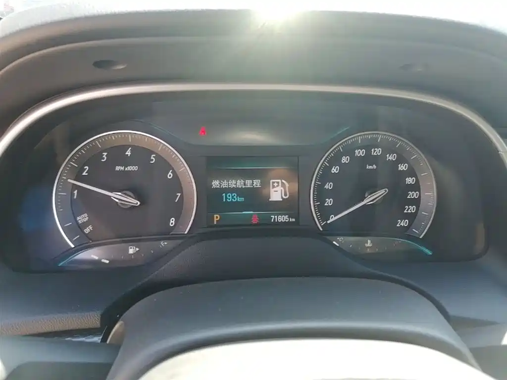 Buick Excelle 2019 15T DCT Connected Elite Type China VI фото 12
