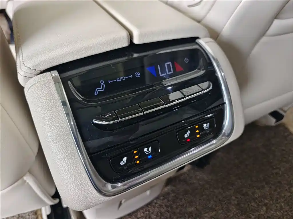 Buick Enclave 2020 28T 4WD Avenir фото 5