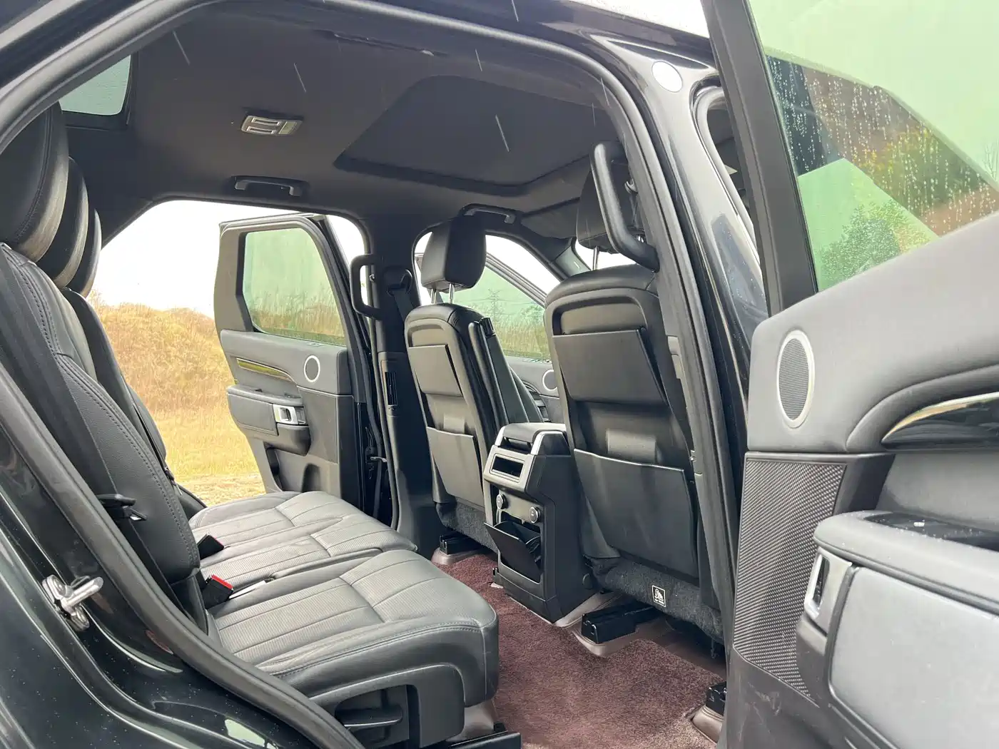 Land Rover Discovery 2017 3.0 SC V6 SE фото 17