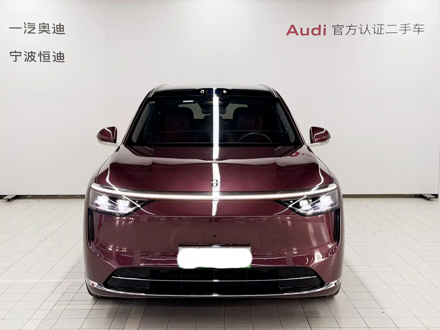 AITO Wenjie AITO M8 2025 Model Extended Range Ultra Edition 53.4kWh 5-Seater фото 2
