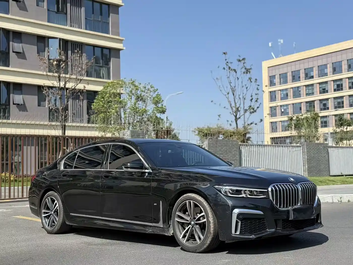 BMW 7 Series 2021 Model 730Li M Sport Package фото 3