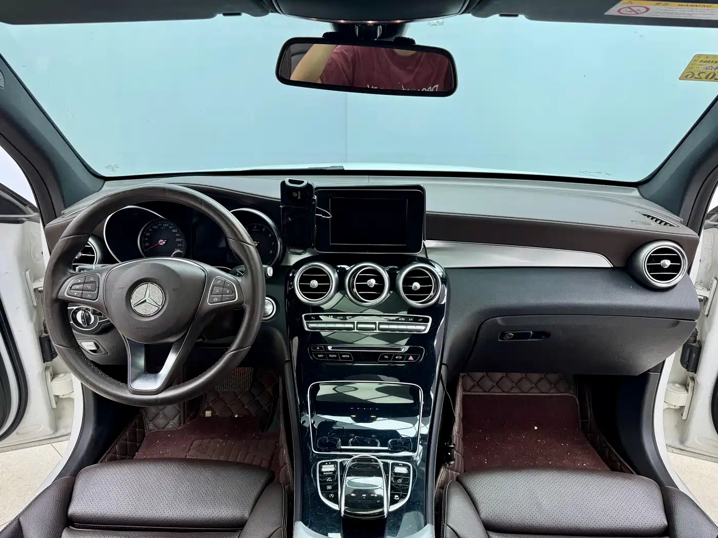 Mercedes-Benz GLC 2018 GLC 200 4MATIC фото 19