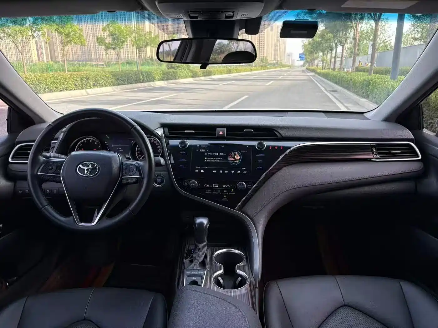 Toyota Camry 2019 Facelift 2.5G Luxury Edition фото 5
