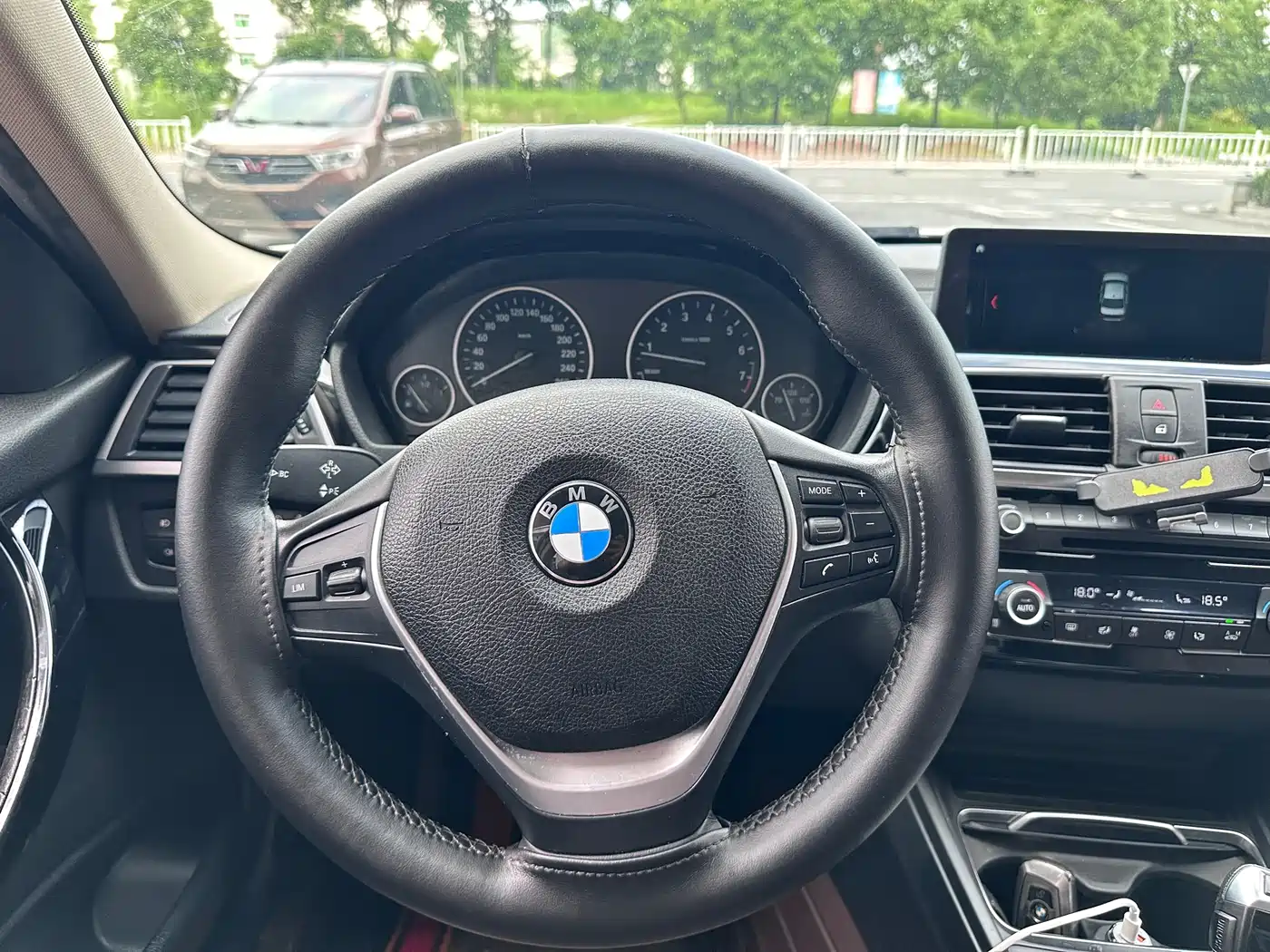 BMW 3 Series 2019 320Li Fashion Type фото 12