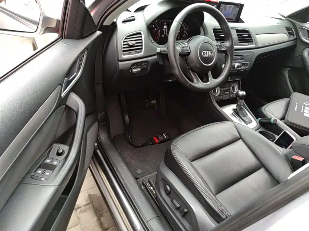 Audi Q3 2015 35 TFSI Progressive фото 16