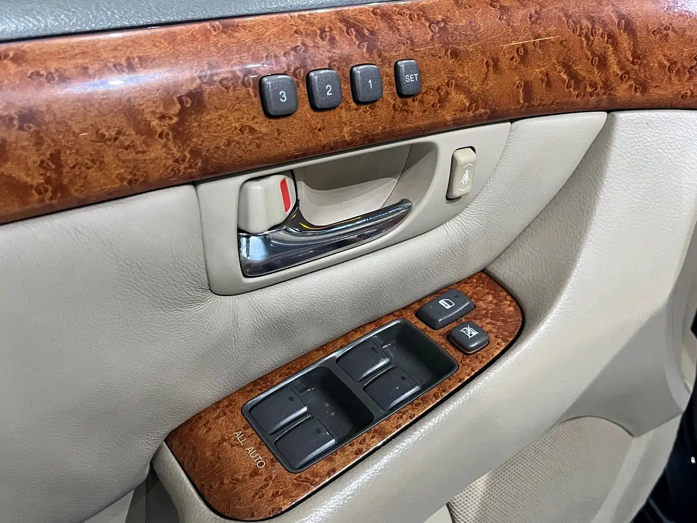 Lexus LS 2005 430 фото 8