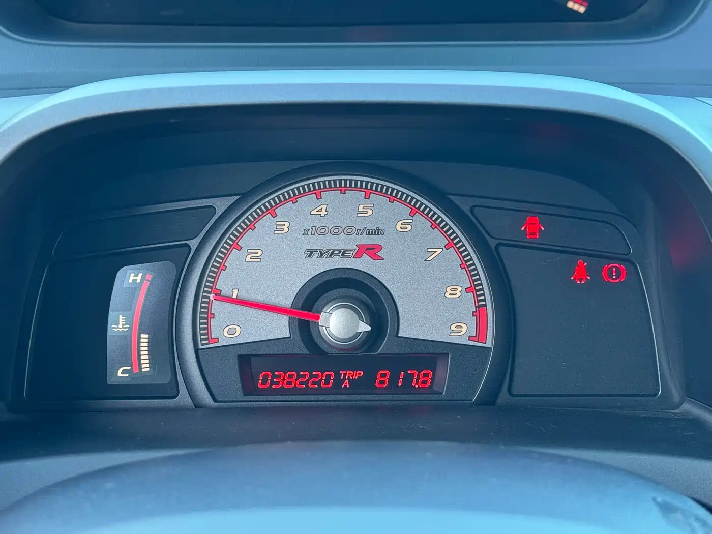 CIIMO CIIMO 2014, 1.8L Manual Comfort Edition — автомобиль под заказ из Европы, фото 19